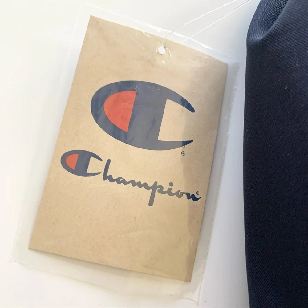 🌸New🌸 Champion Youth Supersize Lunch Kit  One Size NWT